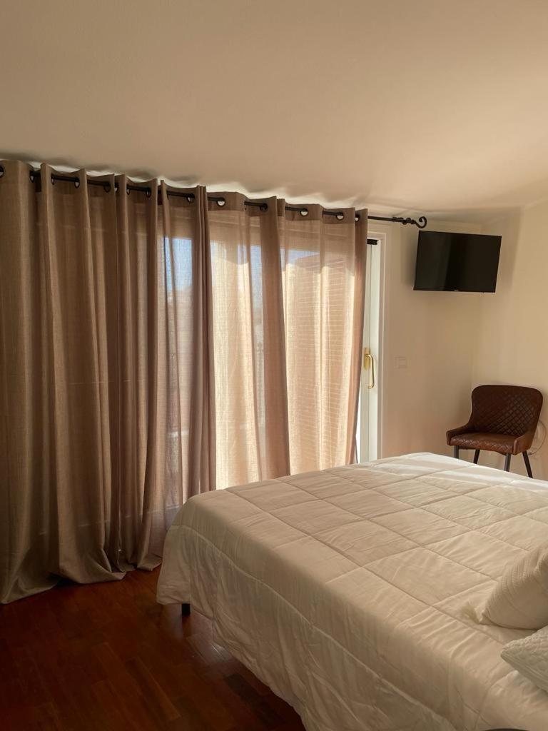 Excellent Rooms Paola'S Олбия Екстериор снимка