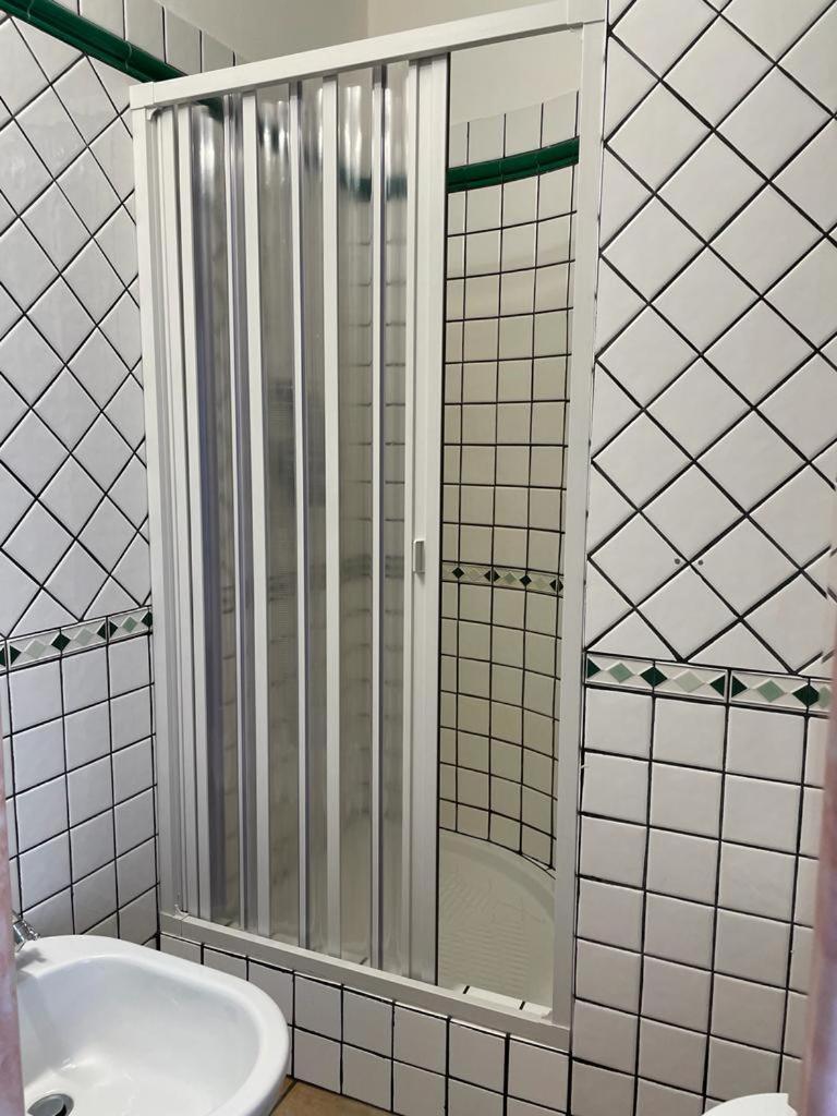 Excellent Rooms Paola'S Олбия Екстериор снимка